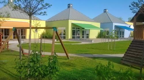 Színes napellenzők nem csak ovisoknak Színes napellenzők nem csak ovisoknak