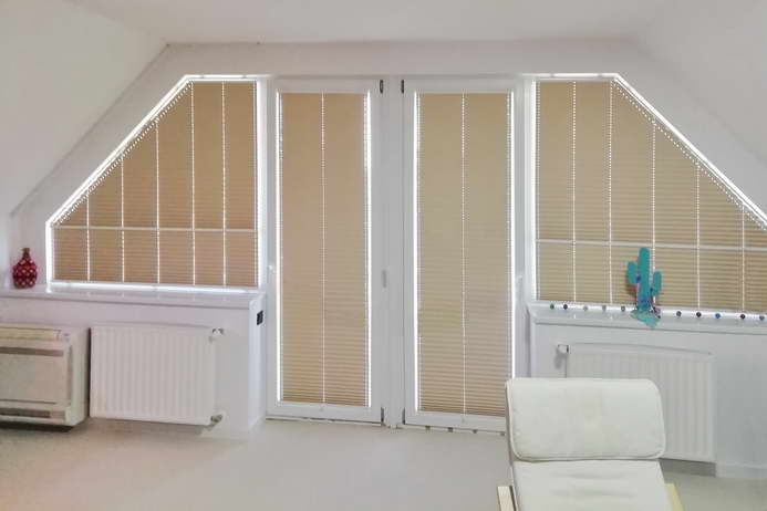 Nem látszik a megoldás? Akkor jöhet a pliszé! Nem látszik a megoldás? Akkor jöhet a pliszé!